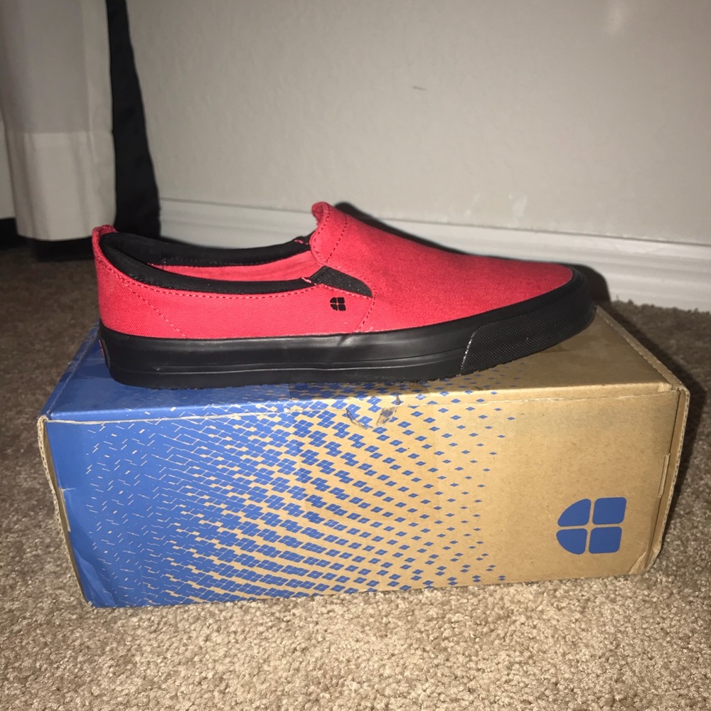 No Slip Men’s Work Shoes